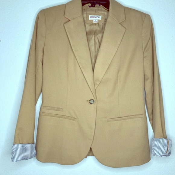 Merona Jackets & Blazers - NWOT Merona Blazer with Striped Print Lining